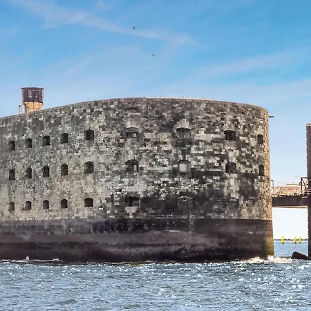 Stunning In Saint-georges-de-didon *