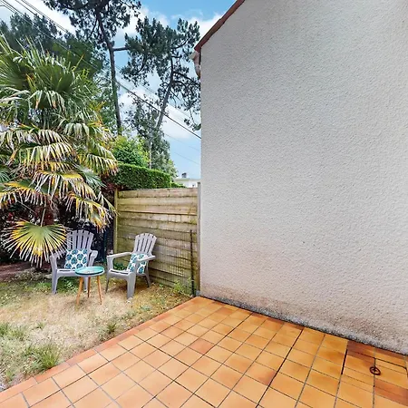2 Bedroom Lovely In Saint-georges-de-didon Сasa de vacaciones Saint-Georges-de-Didonne