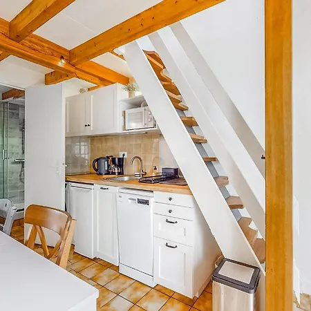 2 Bedroom Lovely Home In Saint-Georges-De-Didon